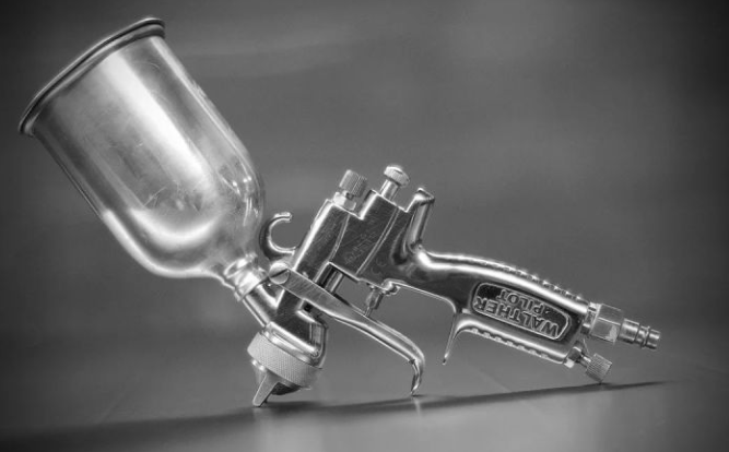 What's The Difference Between Painting And Plastic Spraying